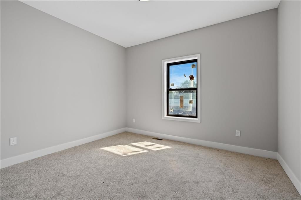 9901 Stockdale Road — photo 13