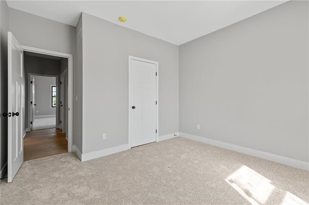 9901 Stockdale Road — photo 14