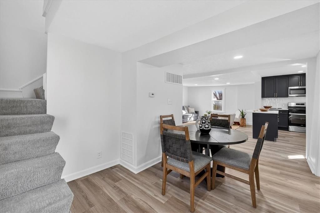 121 N Blake Street — photo 19