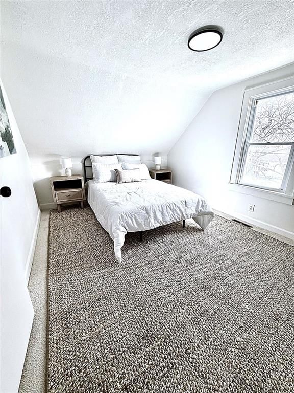 121 N Blake Street — photo 25
