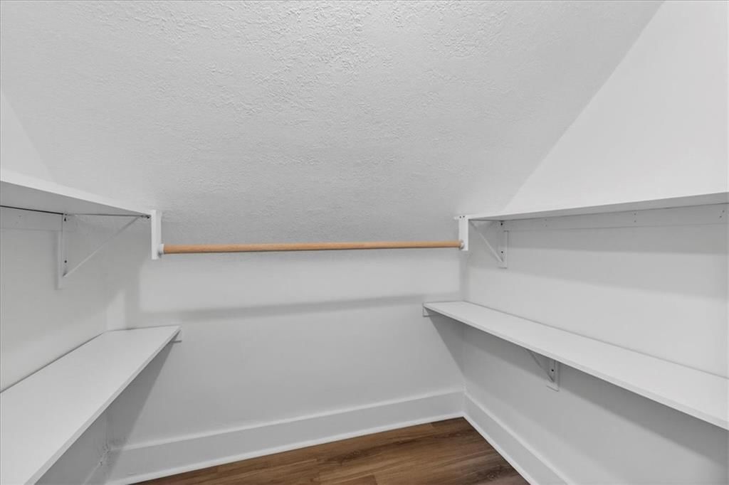 121 N Blake Street — photo 28