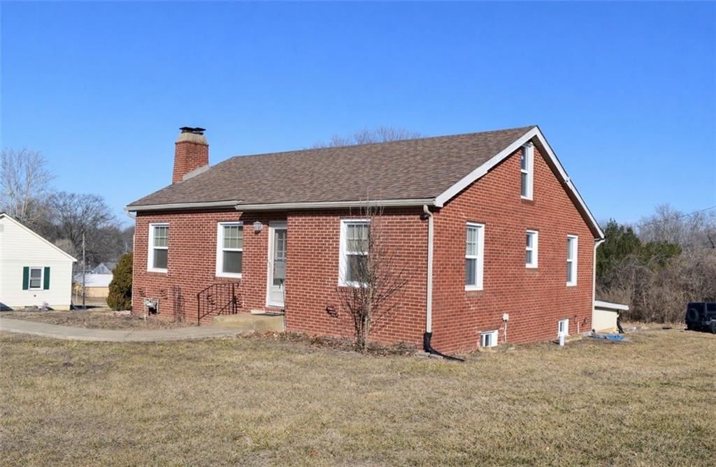 1114 W Liberty Drive — photo 12