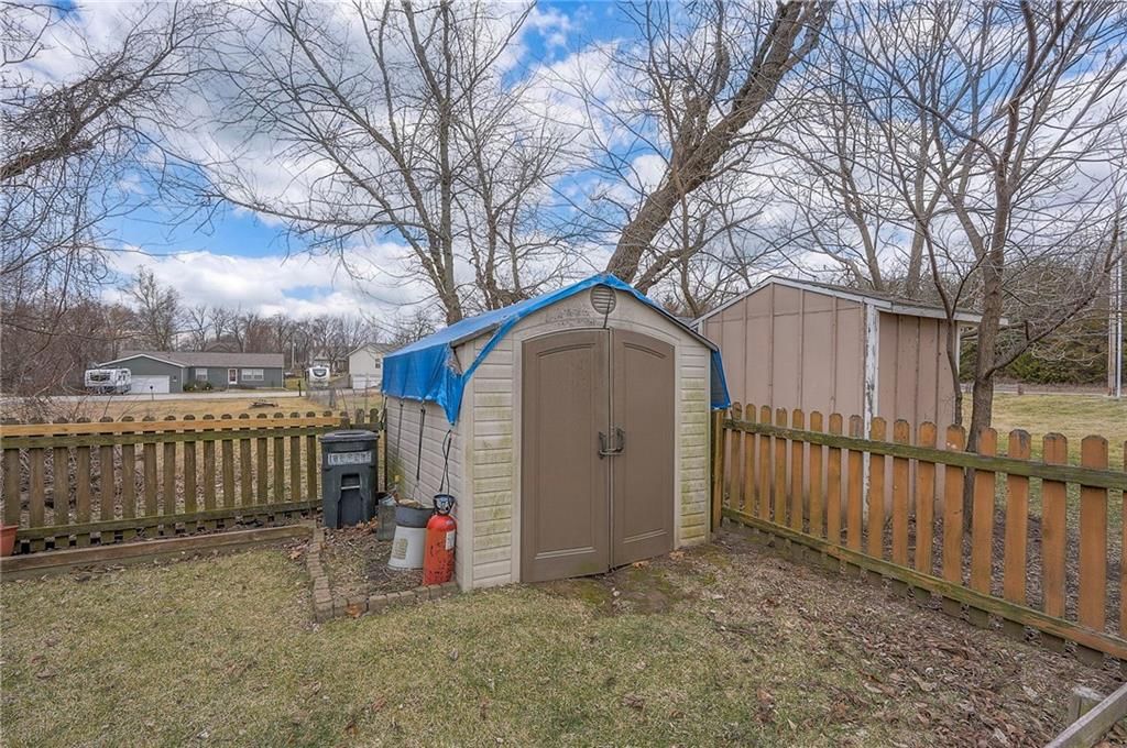 13749 Barber Avenue — photo 33