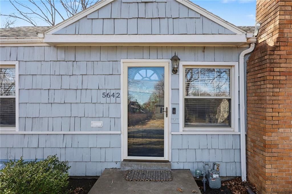5642 Horton Street — photo 3