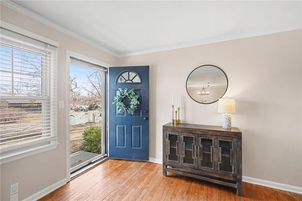 5642 Horton Street — photo 4