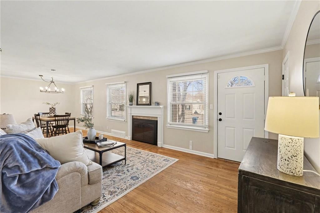 5642 Horton Street — photo 6