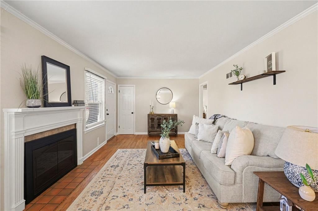 5642 Horton Street — photo 7