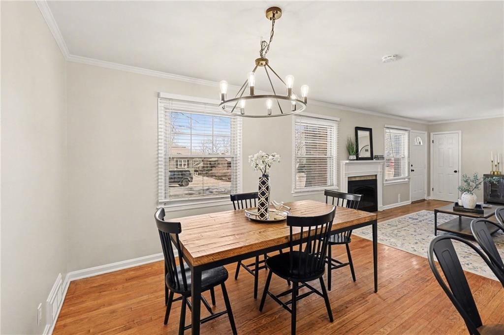 5642 Horton Street — photo 10