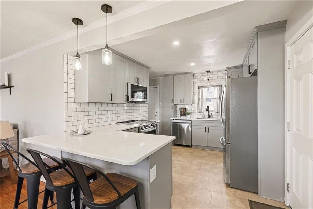 5642 Horton Street — photo 13