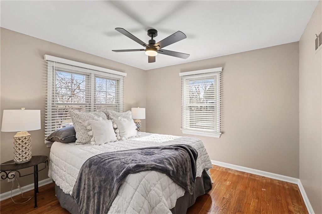 5642 Horton Street — photo 16