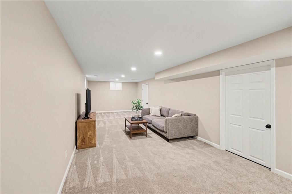 5642 Horton Street — photo 20