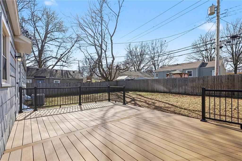5642 Horton Street — photo 24