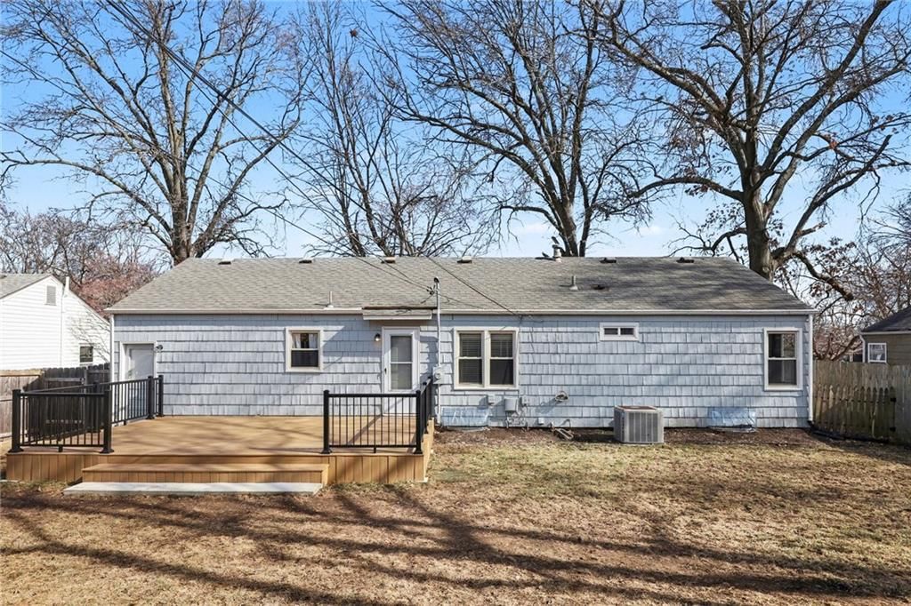 5642 Horton Street — photo 25