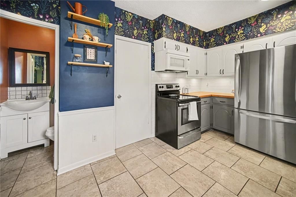 404 N GLADSTONE Boulevard — photo 15