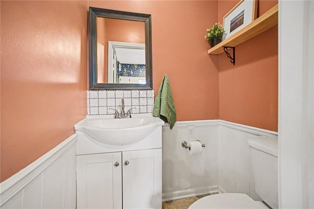 404 N GLADSTONE Boulevard — photo 18