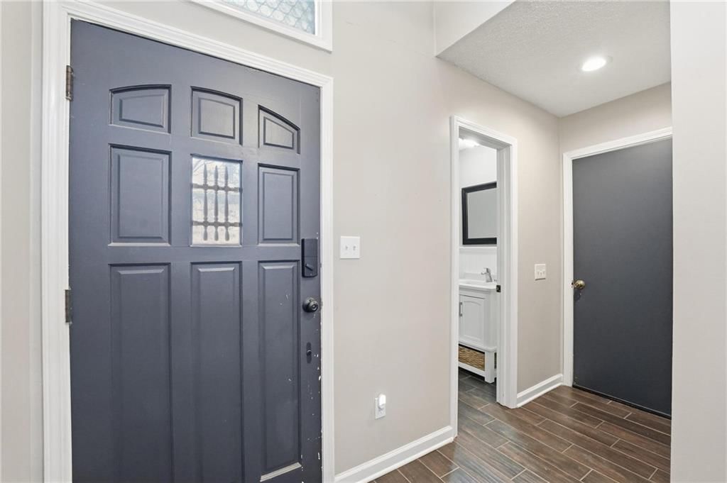 10132 Locust Street — photo 4