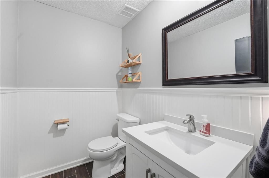 10132 Locust Street — photo 6