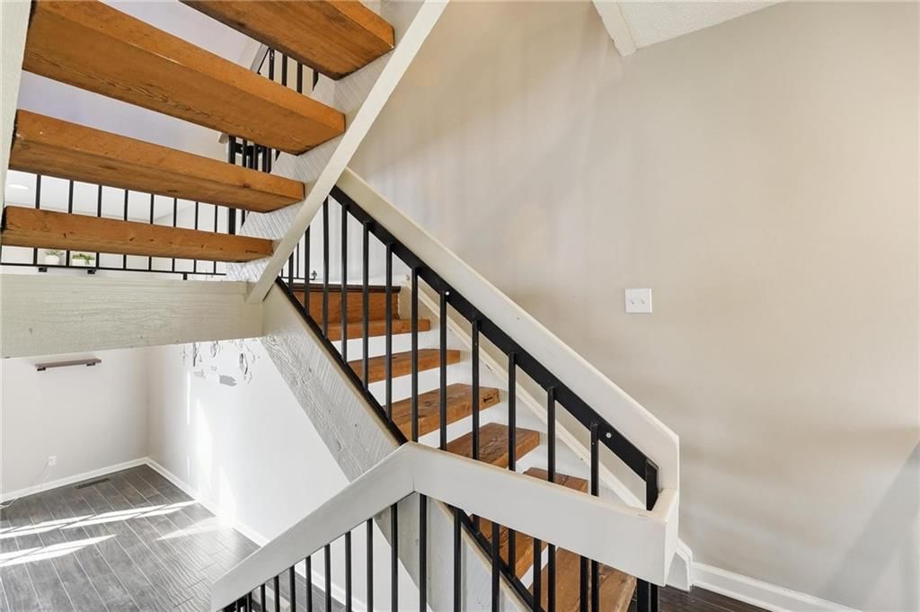 10132 Locust Street — photo 19