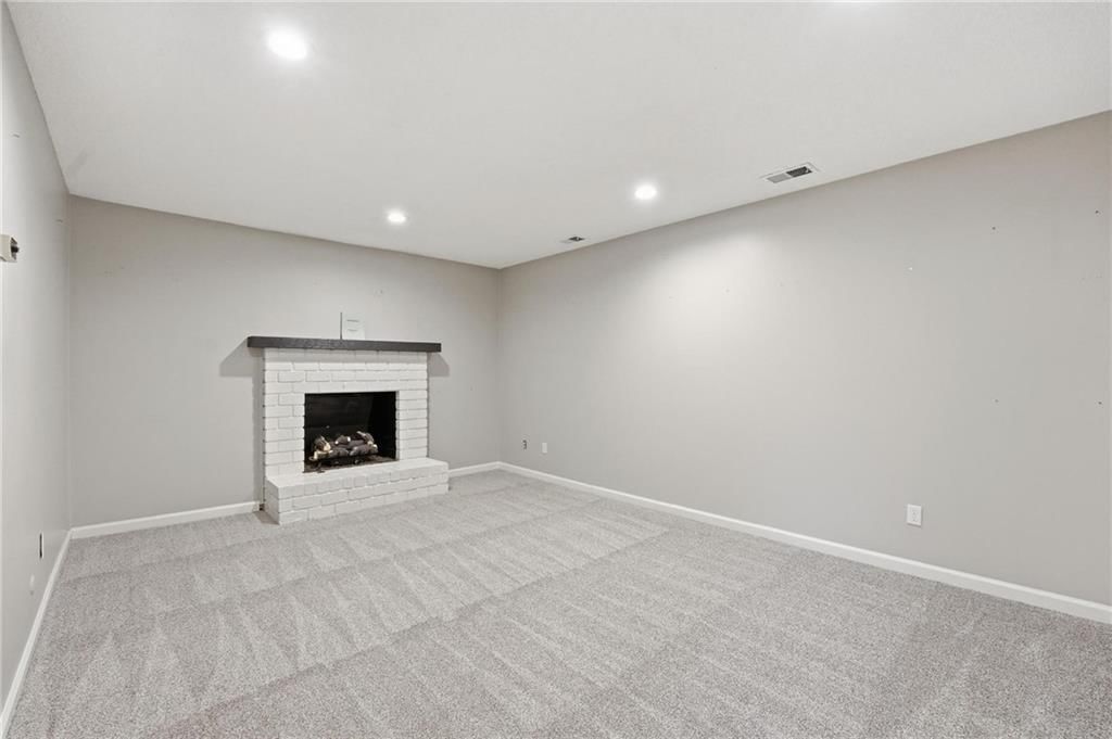 10132 Locust Street — photo 21