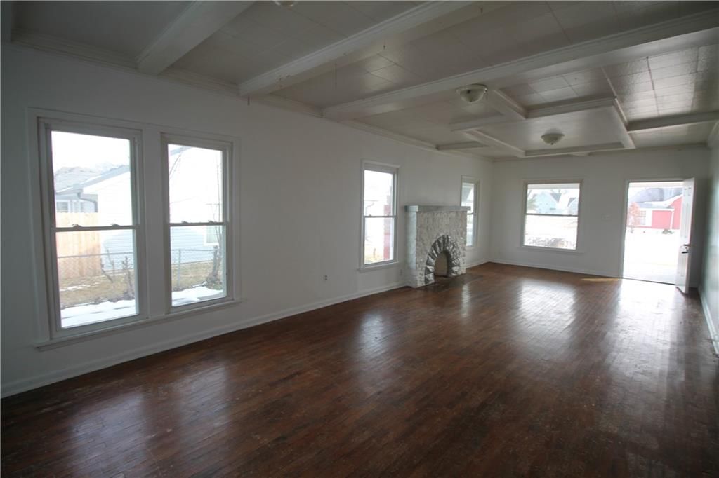 910 W 9th Street — photo 3