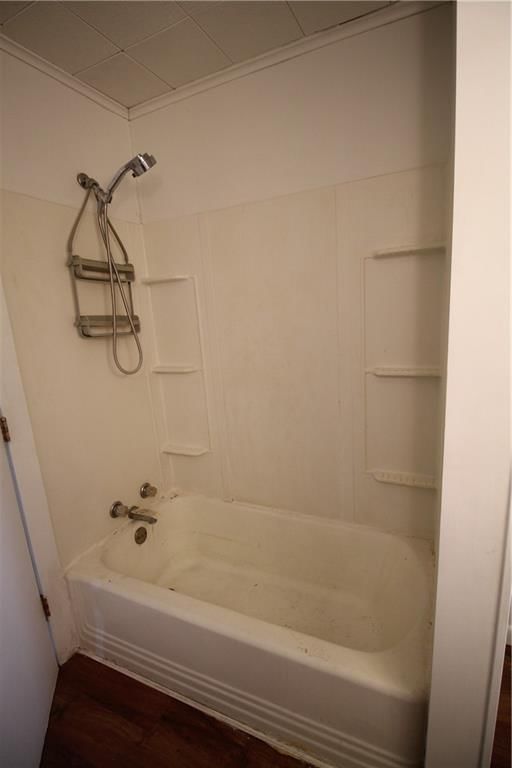 910 W 9th Street — photo 10