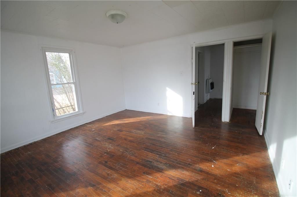 910 W 9th Street — photo 12