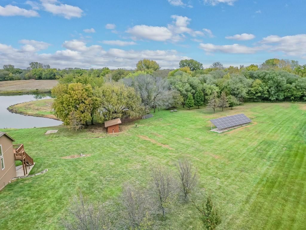 924 E 1938th Road — photo 3