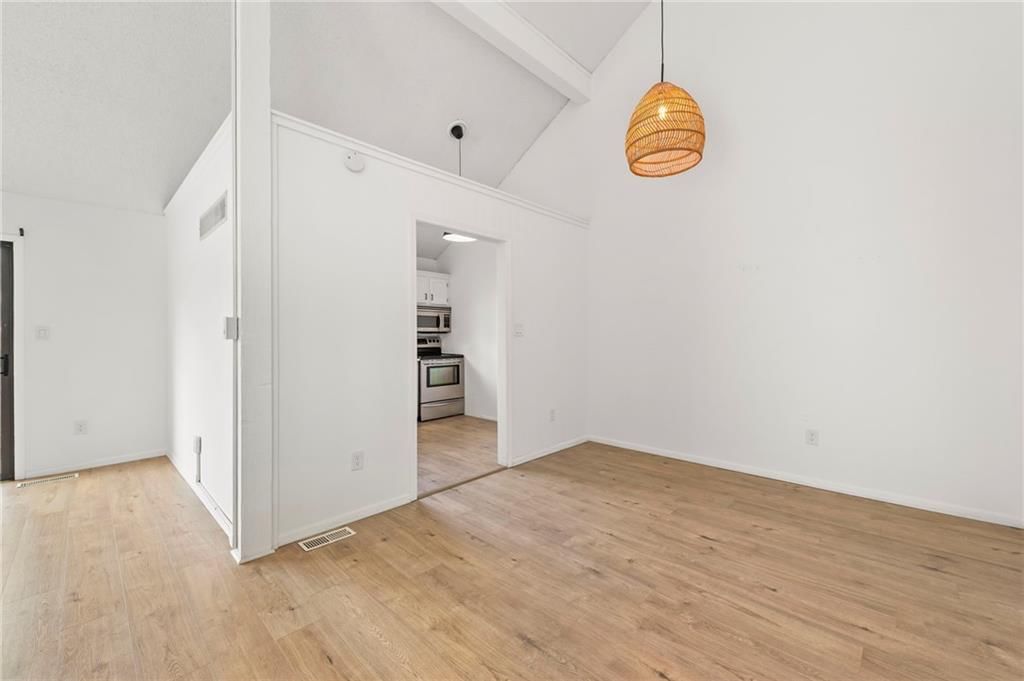 6010 N Bellefontaine Avenue — photo 10