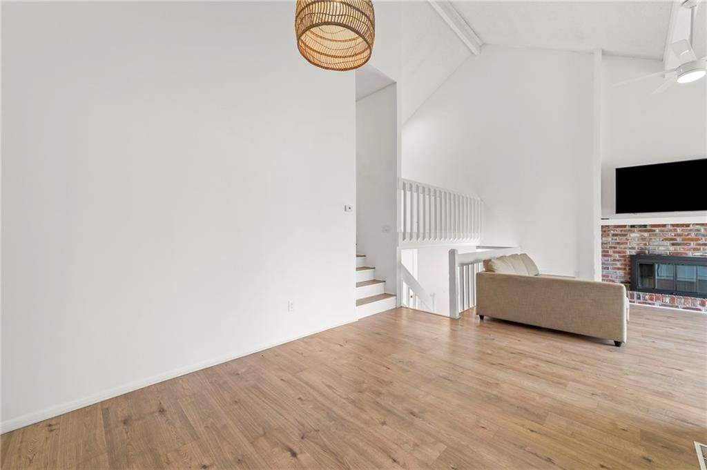 6010 N Bellefontaine Avenue — photo 12