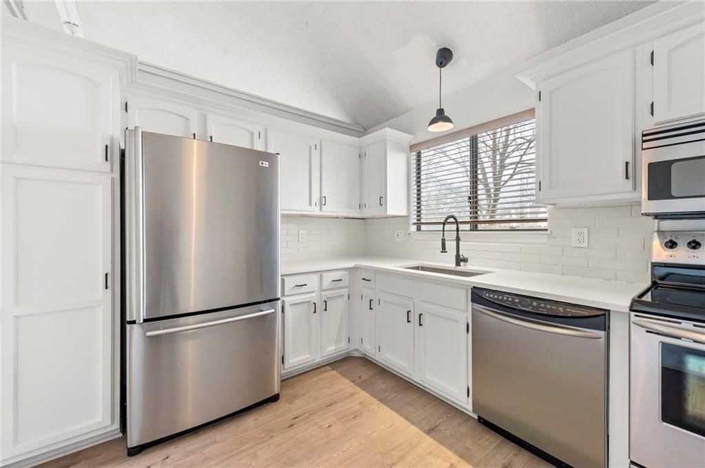 6010 N Bellefontaine Avenue — photo 14