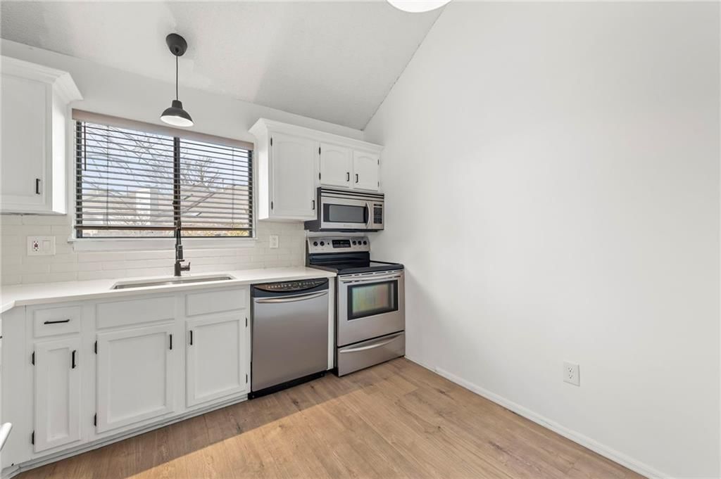 6010 N Bellefontaine Avenue — photo 15
