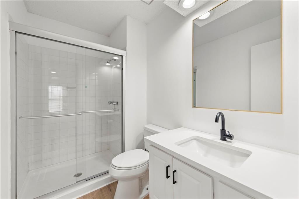 6010 N Bellefontaine Avenue — photo 23