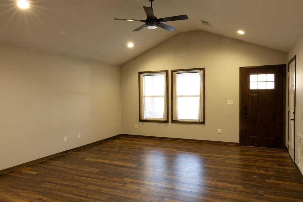 511 S 2nd Street — photo 12