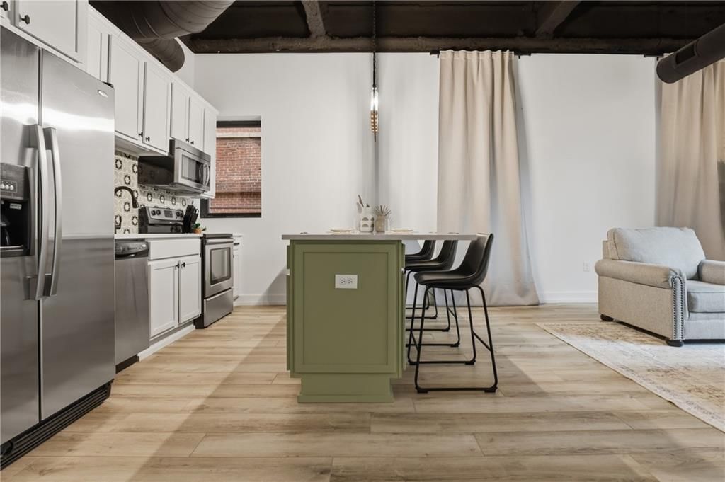 1101 Walnut Street — photo 10