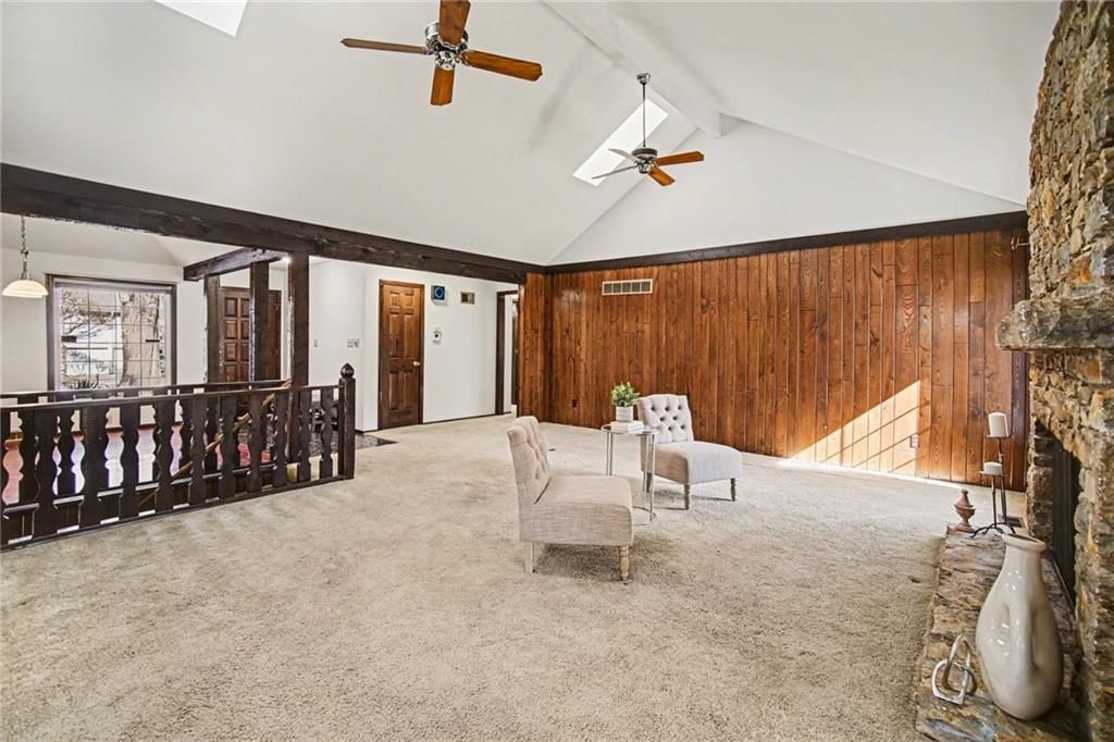 8914 Country Hill Court — photo 5
