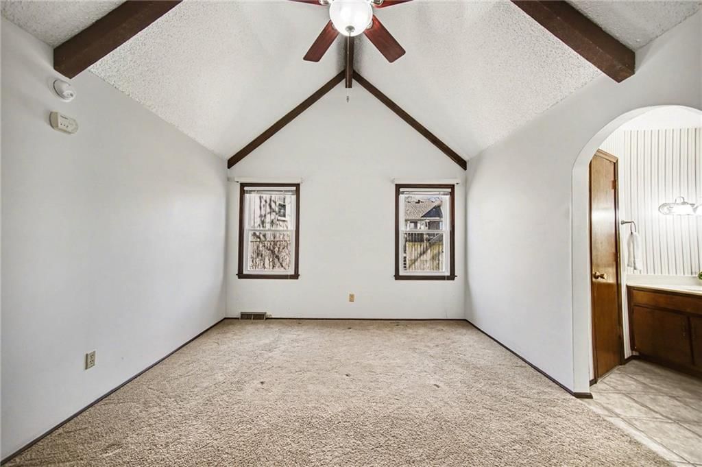 8914 Country Hill Court — photo 14