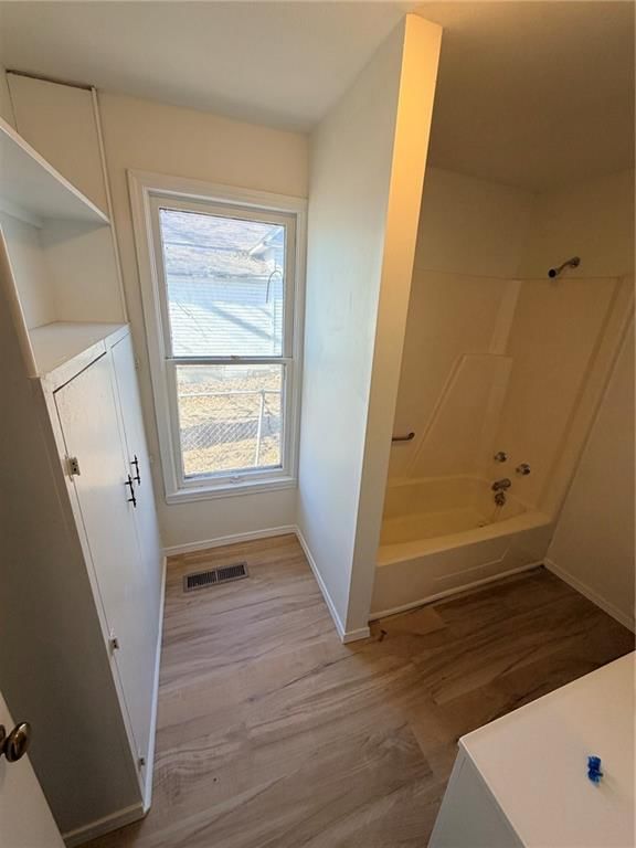707 W 8th Street — photo 11