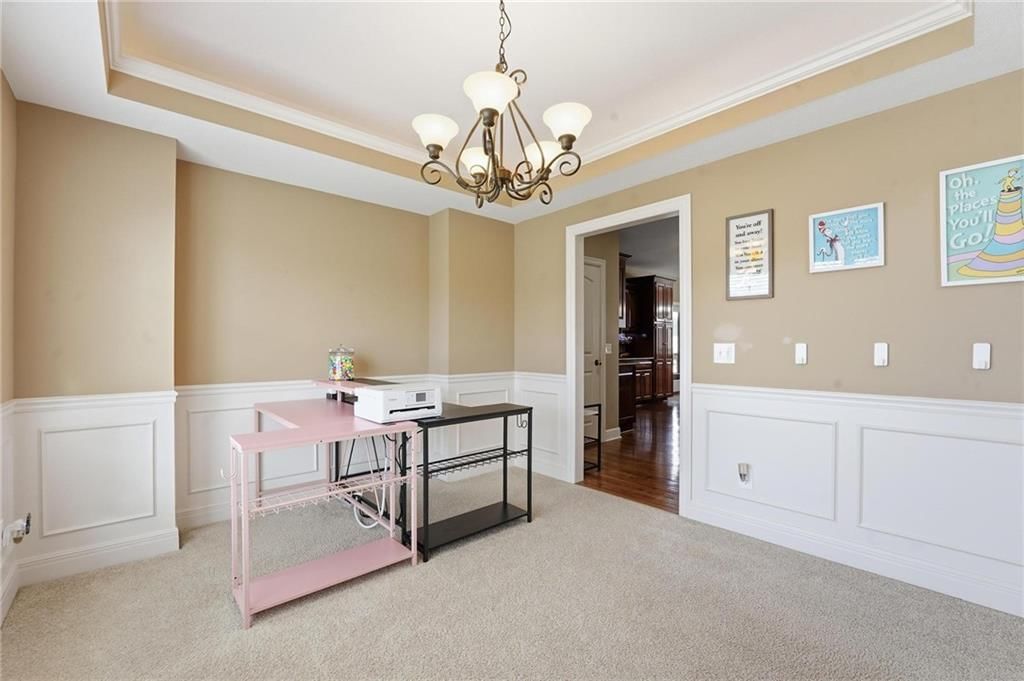 9407 N Laurel Avenue — photo 5