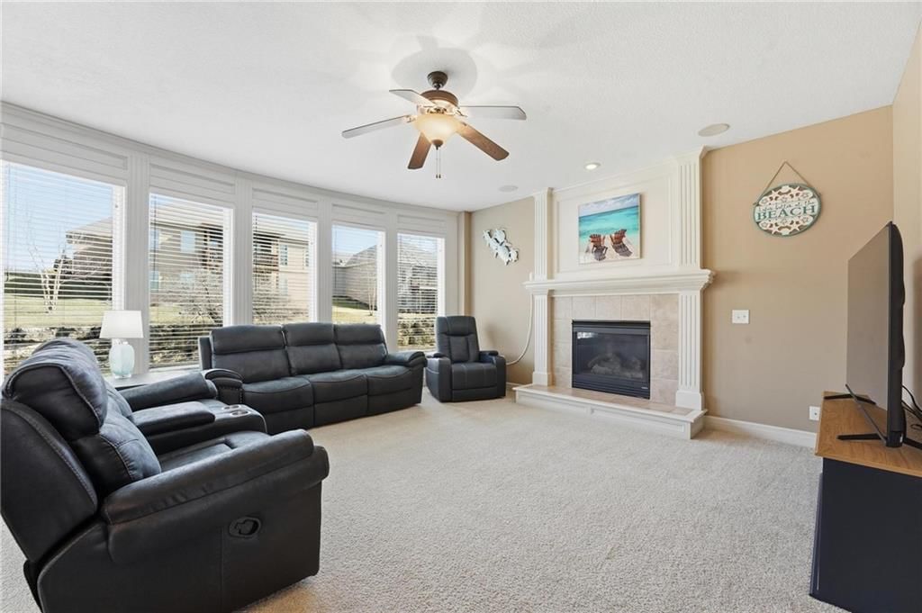 9407 N Laurel Avenue — photo 16