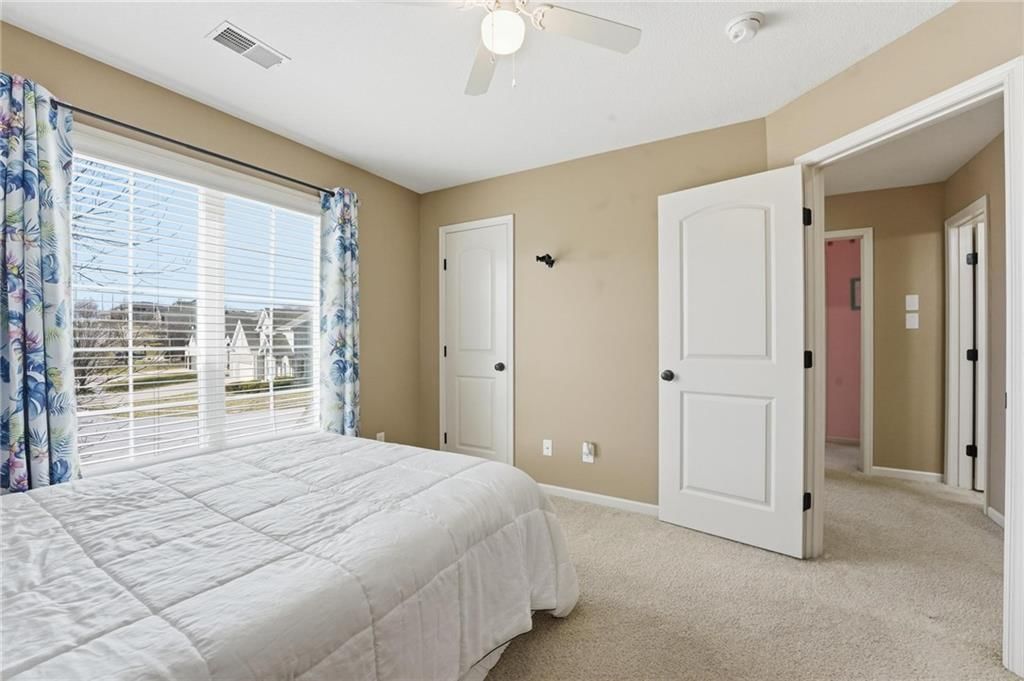 9407 N Laurel Avenue — photo 30