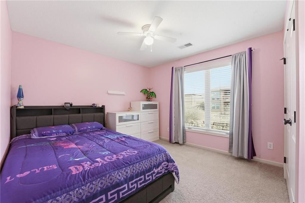 9407 N Laurel Avenue — photo 35
