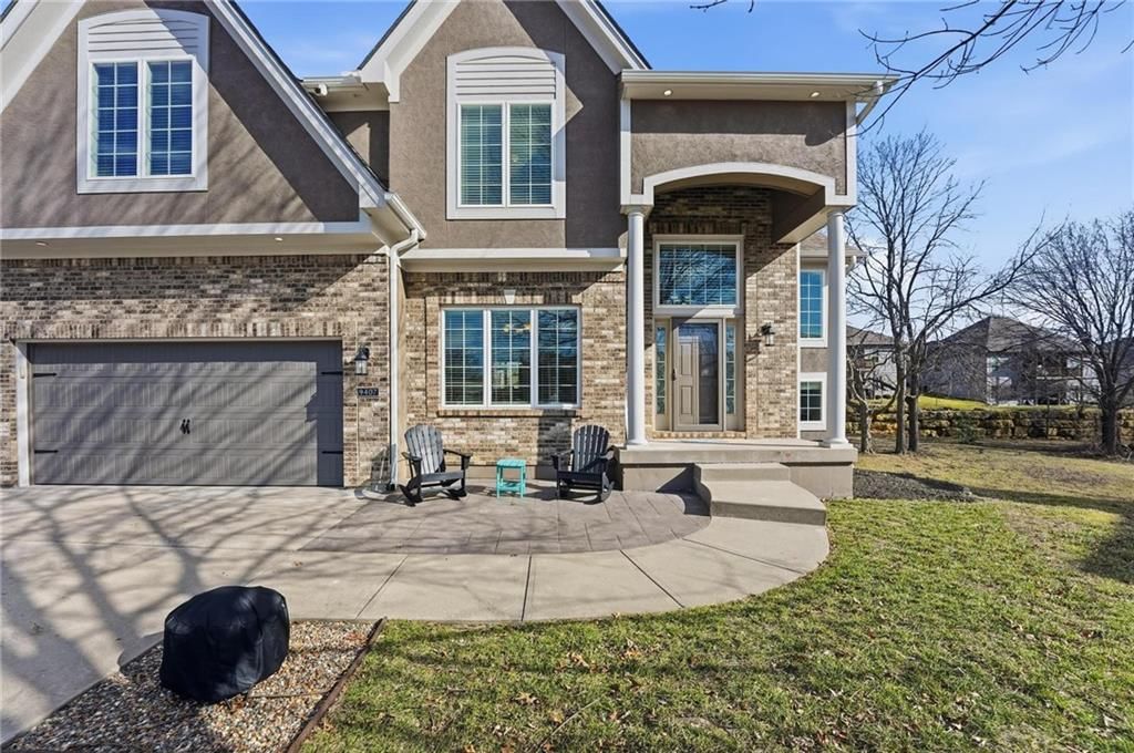 9407 N Laurel Avenue — photo 49