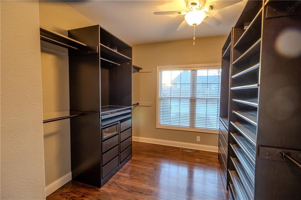 8643 N Myrtle Avenue — photo 21