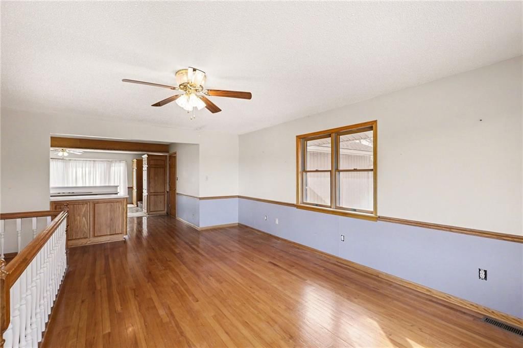 24002 E Langsford Road — photo 12