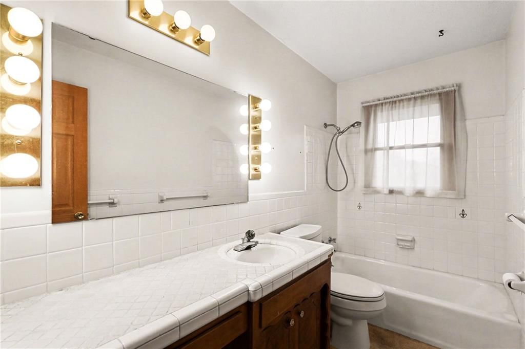 24002 E Langsford Road — photo 17