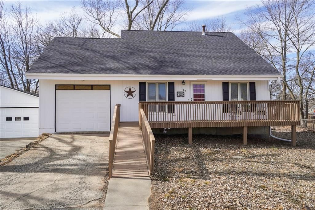 112 Walnut Court — photo 4