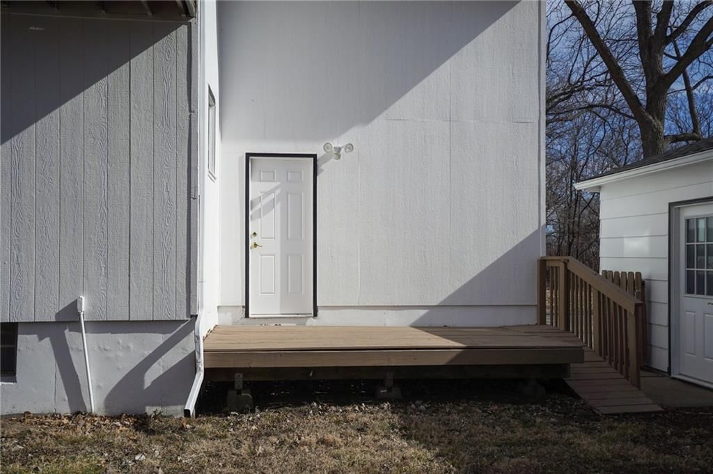 112 Walnut Court — photo 28