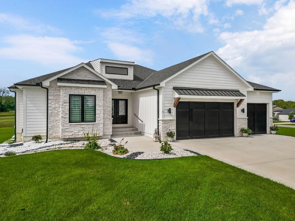 1 S Buffalo Ridge Court — photo 2