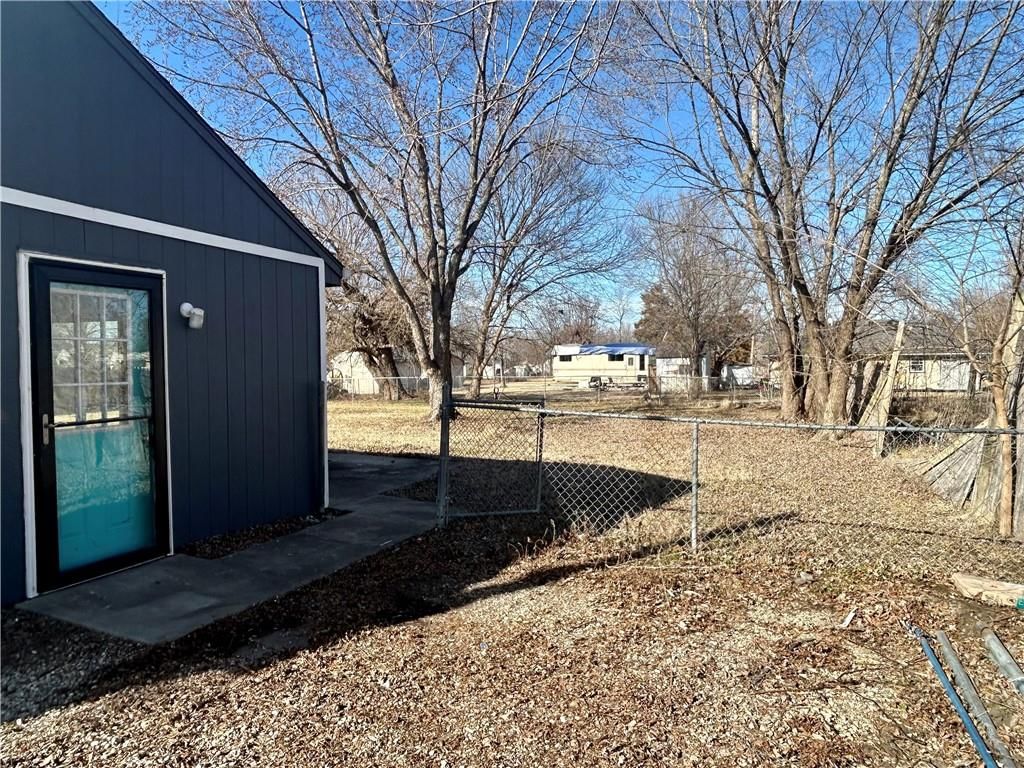 37402 E Blank Street — photo 9