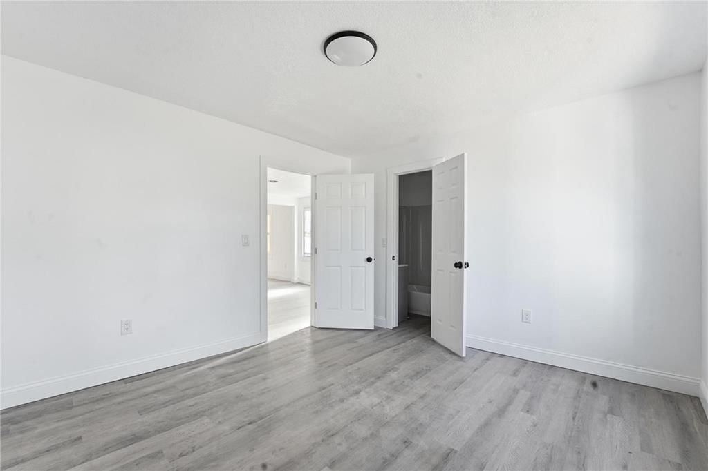 1407 Colorado Avenue — photo 10